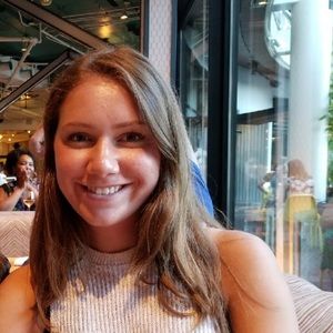 Meet your Posher, Meagan